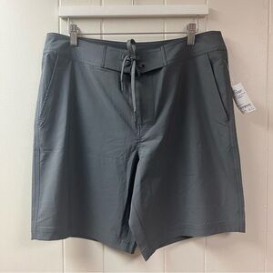 NWT Amazon Essentials Gray Board Shorts Medium Lace-up Closure Stretch Pockets